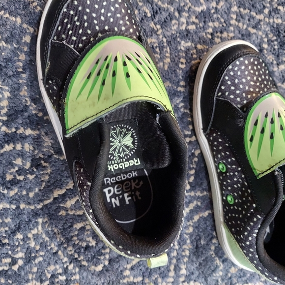 Reebok Black & Lime Sneakers Size 10C - Picture 2 of 3